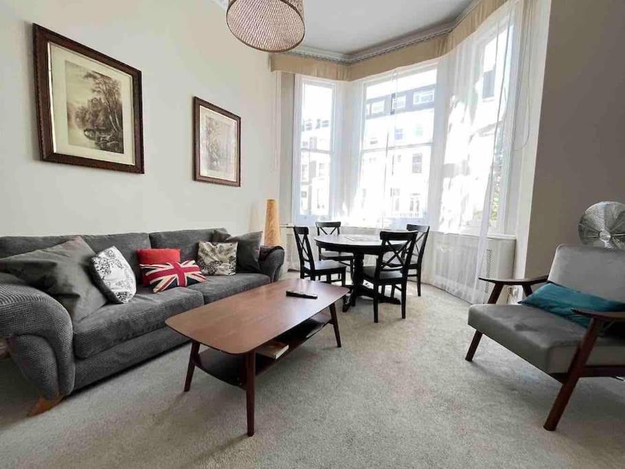 Wonderful Apartment In Earl'S Court London Exterior photo